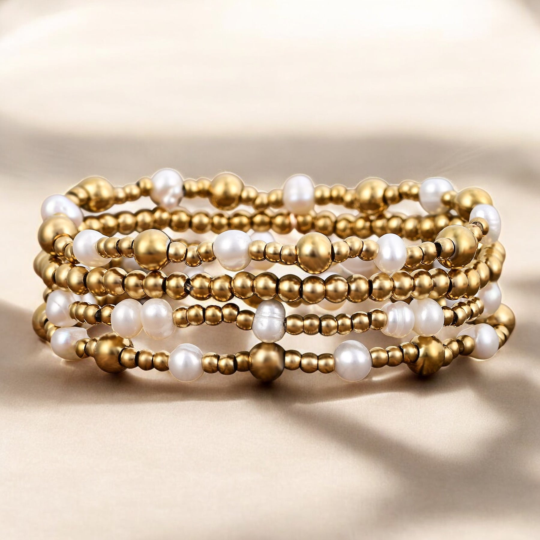 Gold Shimmering Pearl Bracelet Set