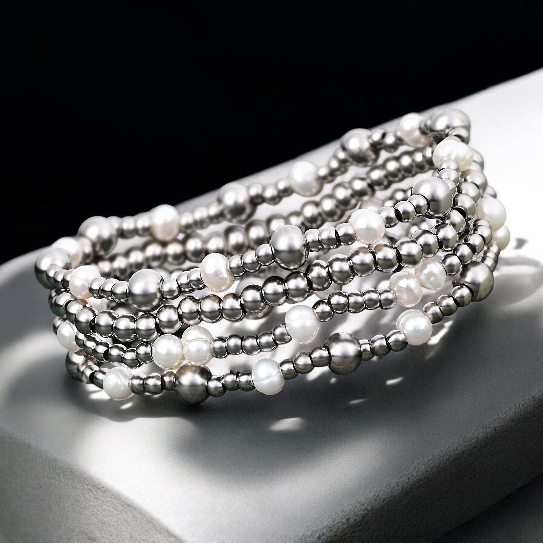 Shimmering Pearl Bracelet Set
