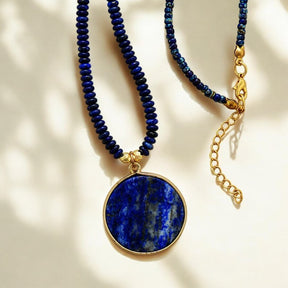 قلادة خرز اللازورد المهدئة